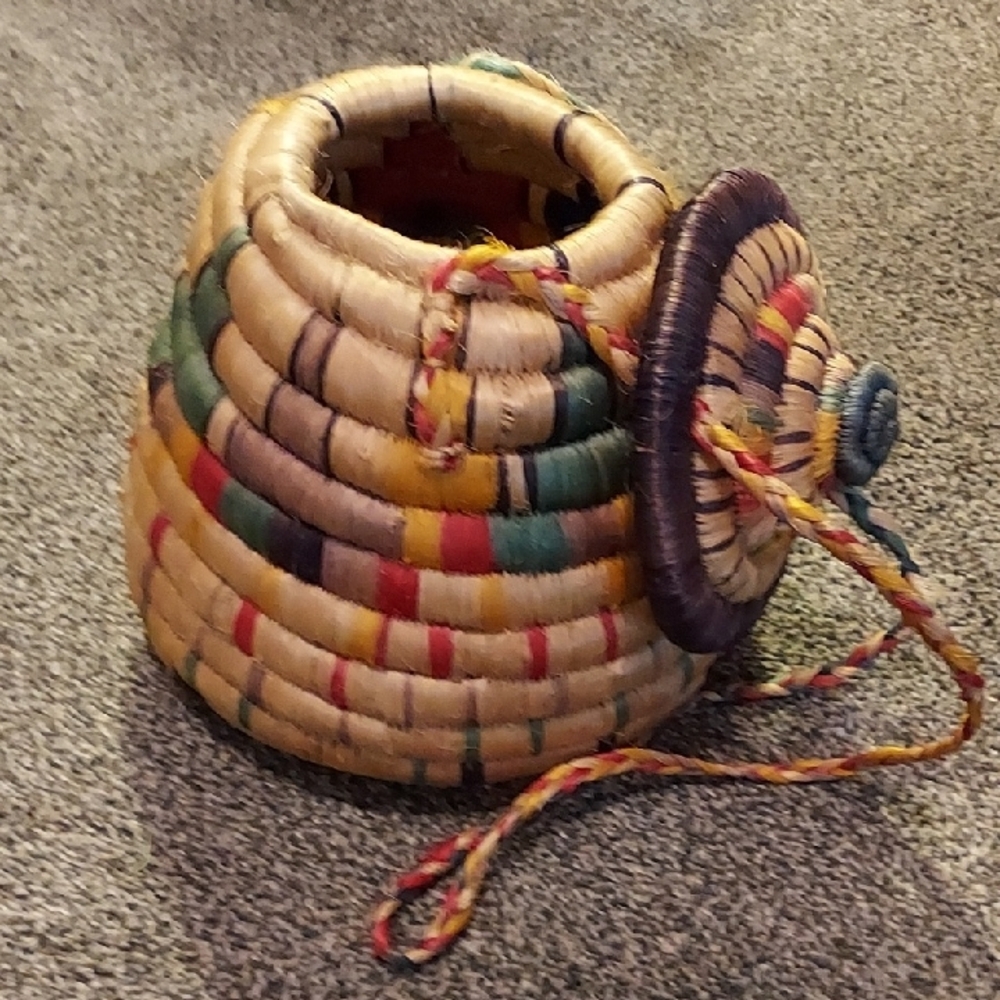 African Gathering/ Boho..Colorful Woven Basket with Lid - Picture 1 of 4